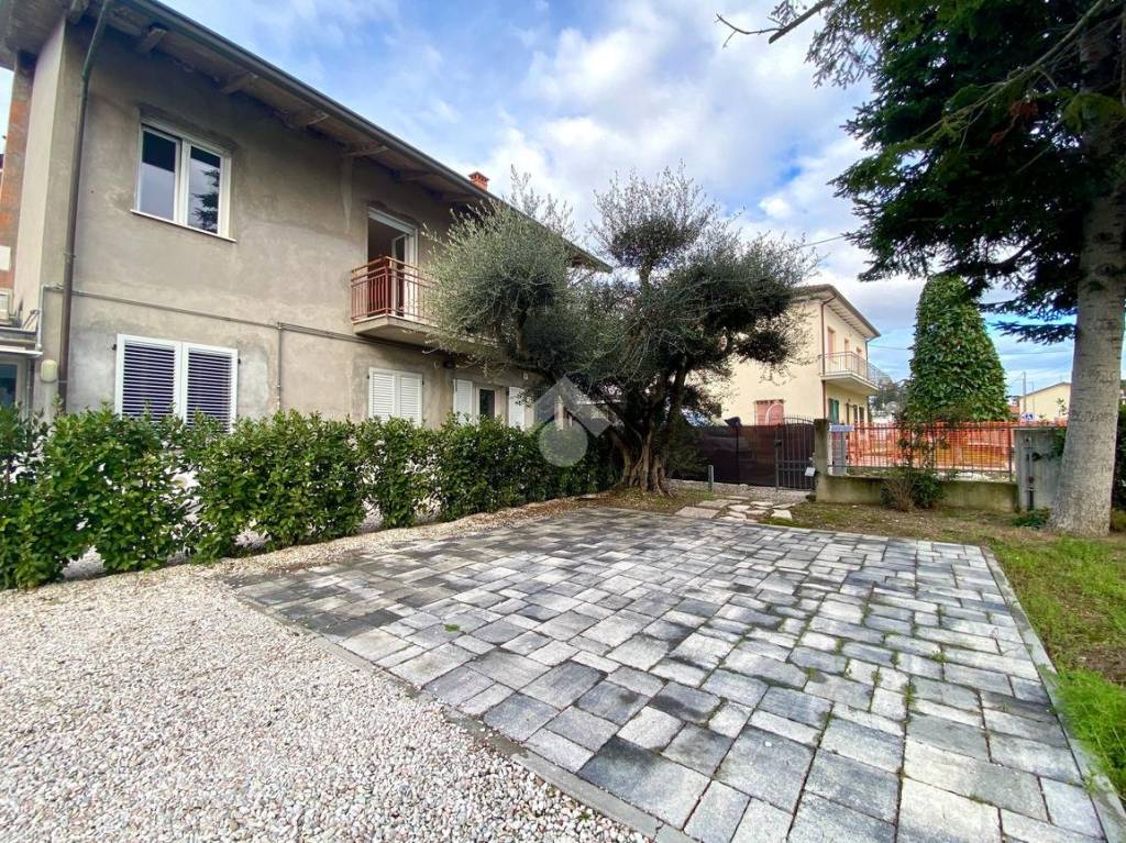 Appartamento in vendita a Santarcangelo di Romagna via s. Bartolo, 174