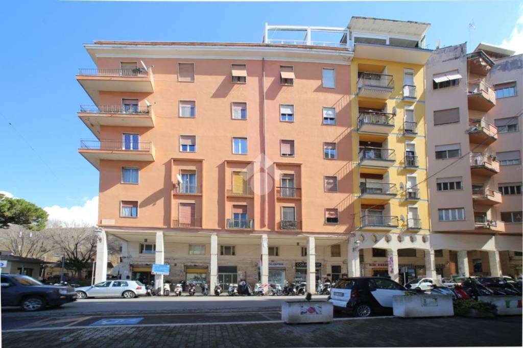 Appartamento in vendita a Civitavecchia corso Guglielmo Marconi