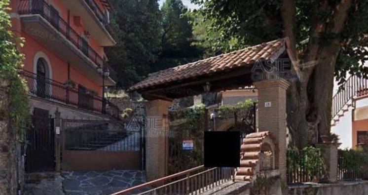 Appartamento all'asta a Rocca di Papa via dei Campi d'Annibale, 48
