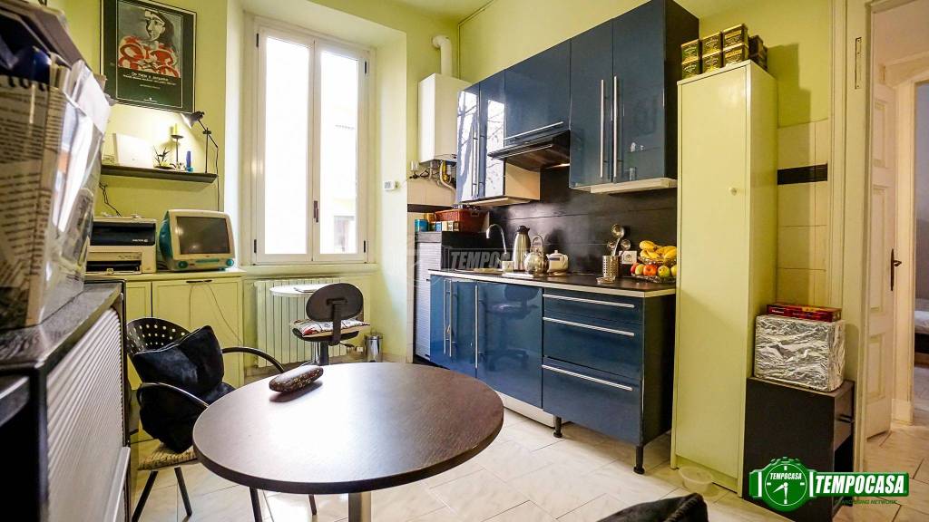 Appartamento in vendita a Milano via Tonale 12
