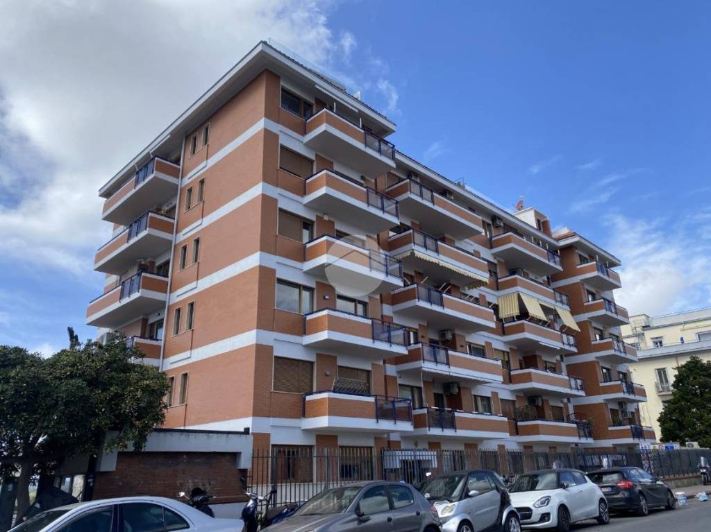 Appartamento in vendita a Napoli via Alessandro Manzoni, 50