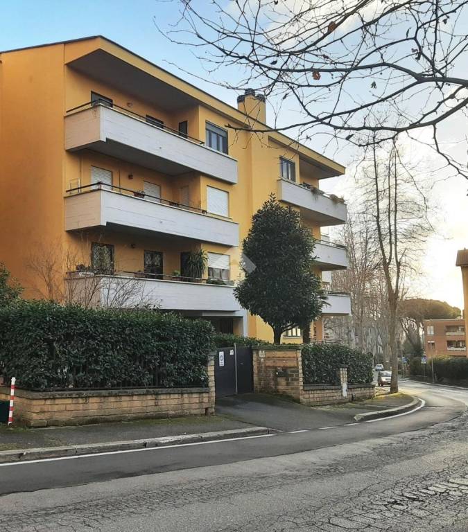 Appartamento in vendita ad Albano Laziale via p. Mascagni, 9