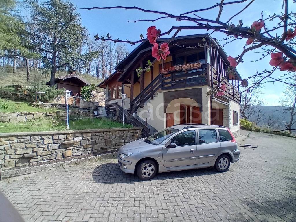Villa in vendita a Monghidoro via Boschetta