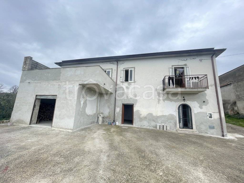 Casa Indipendente in vendita a Montemiletto via Bosco Lomba, 25