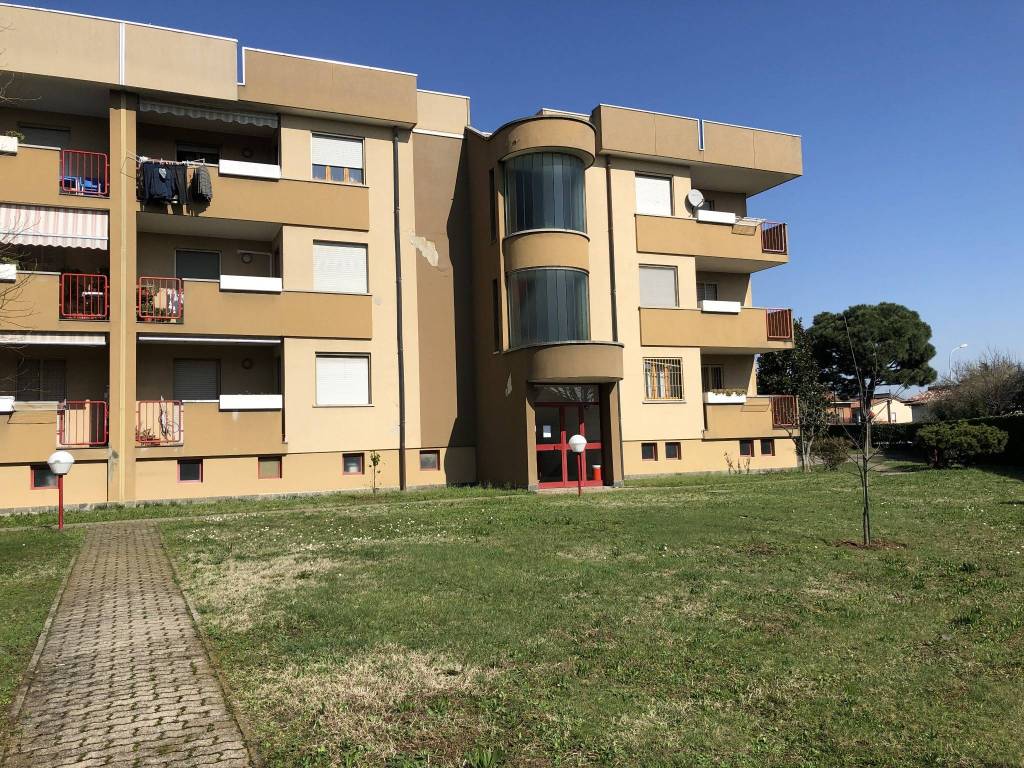 Appartamento in vendita a Ossona via Giovanni Boccaccio, 23