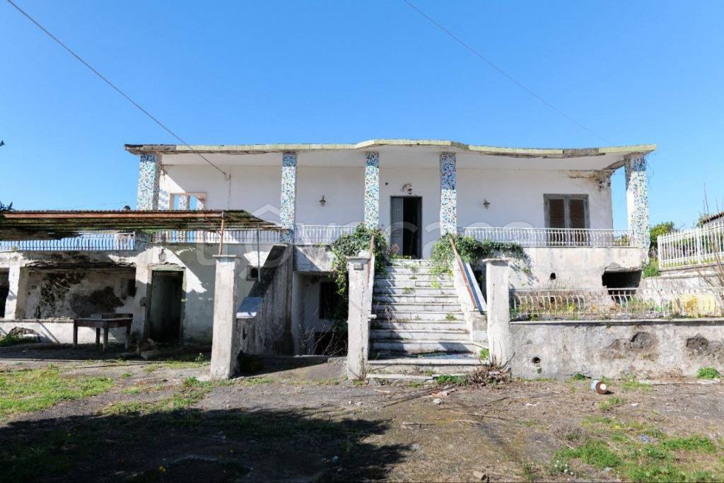 Villa in vendita a Trecase via Zappella, 26, 80040 Trecase na, Italia
