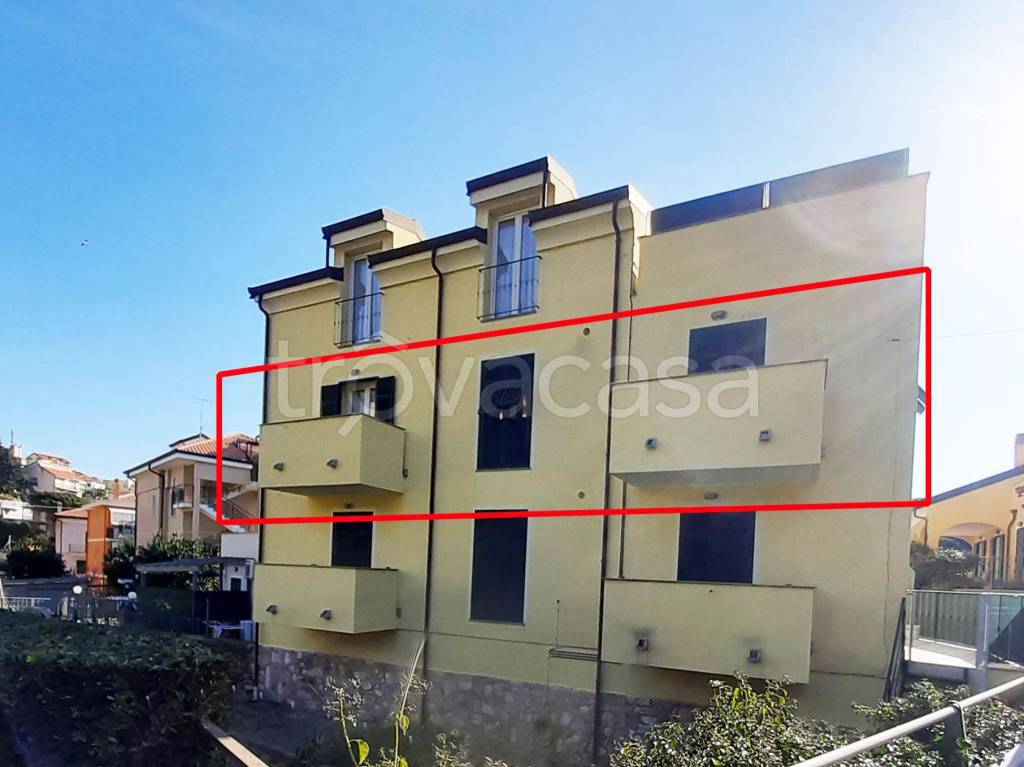 Appartamento in in vendita da privato a Pietra Ligure via Moilastrini, 27