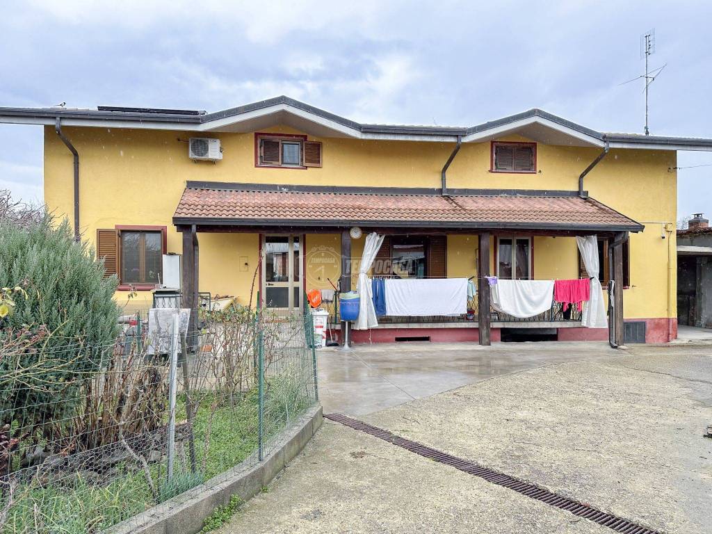 Villa in vendita a Orbassano strada Rivalta 68