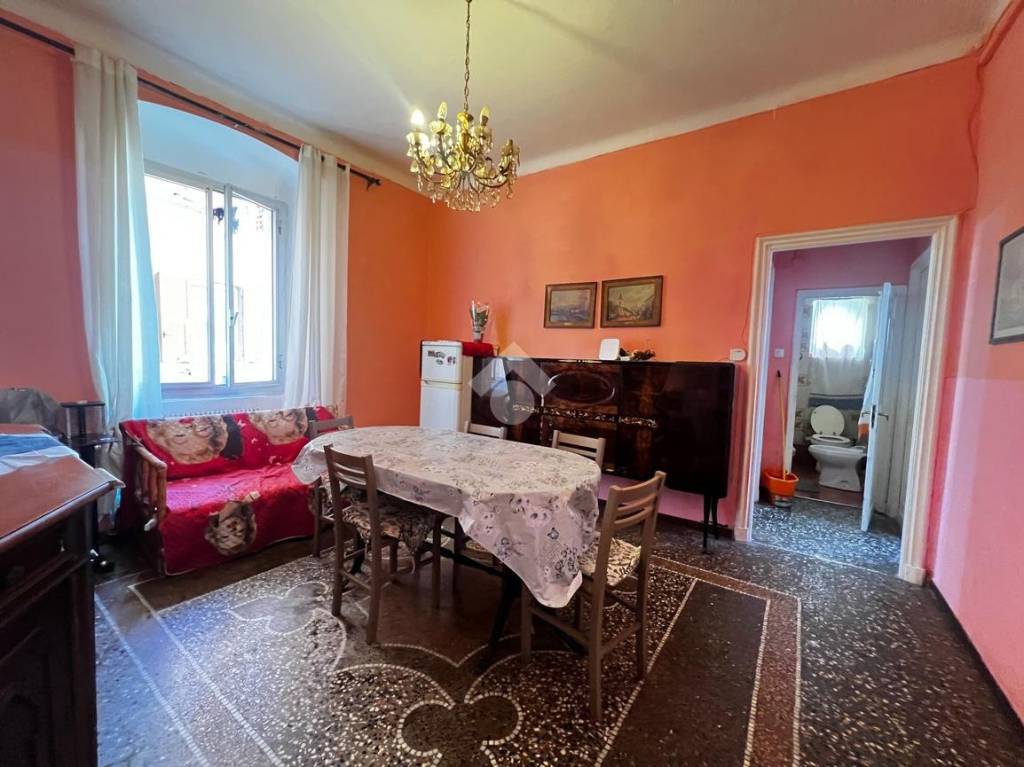 Appartamento in vendita a Genova via agosti guido, 12