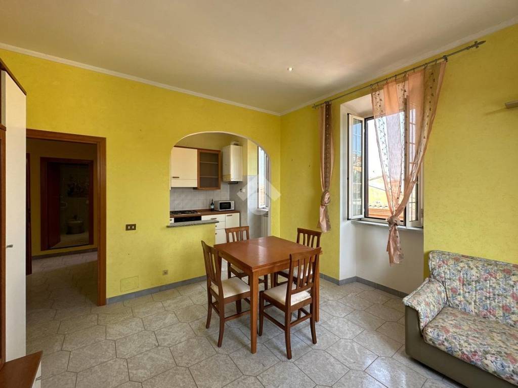 Appartamento in vendita a Monte Compatri piazza Garibaldi, 1