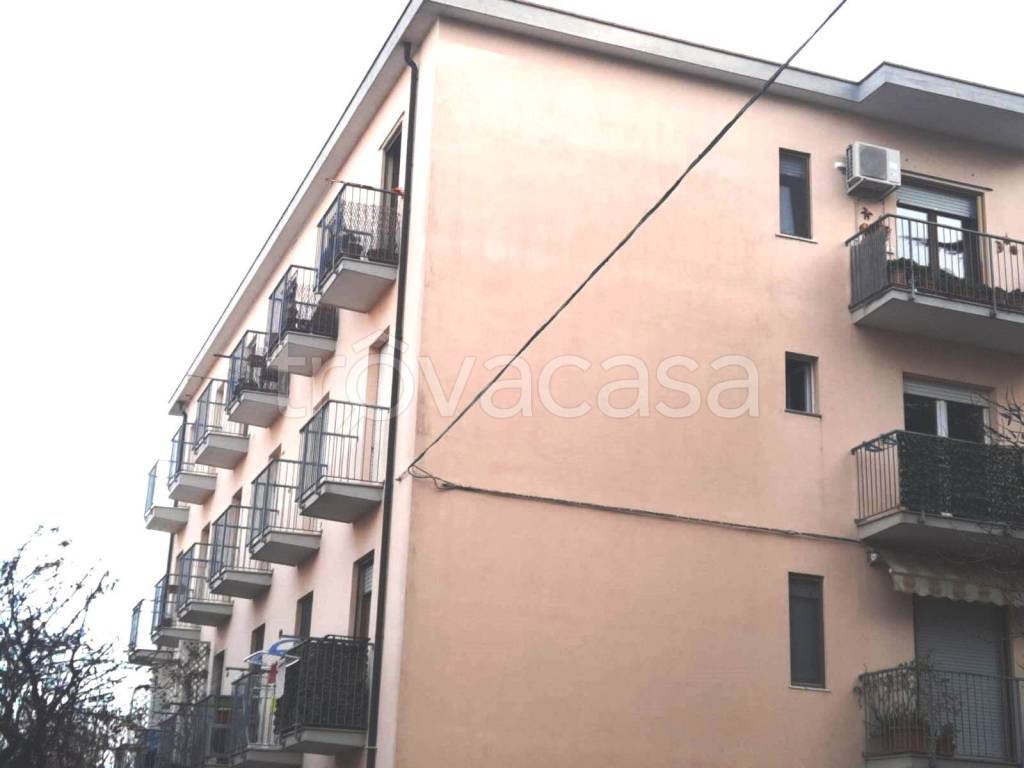 Appartamento in vendita a Francavilla al Mare via Domenico Sarrenzi, 7
