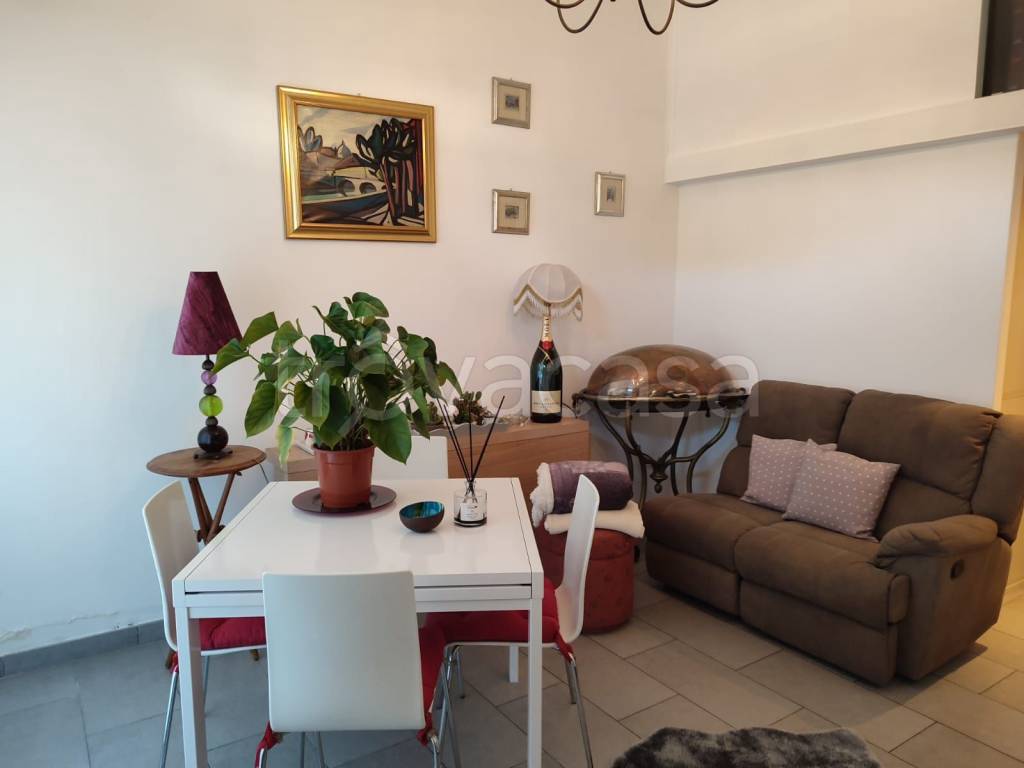 Appartamento in vendita a Roma via Nerina, 15
