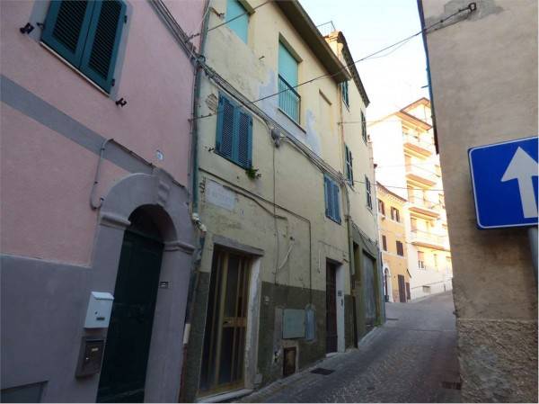 Casa Indipendente in vendita ad Agugliano agugliano via Matteotti,3