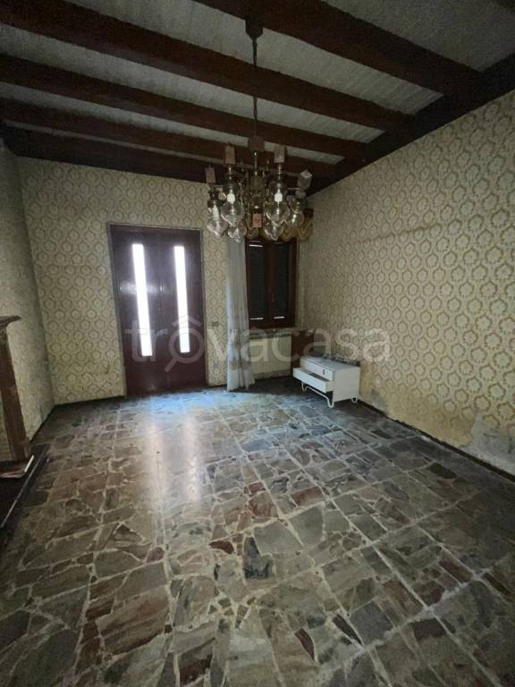 Casa Indipendente in vendita a Pandino via Palestro