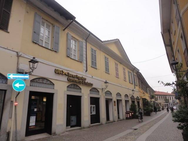 Ufficio in vendita a Corbetta corso Garibaldi, 18