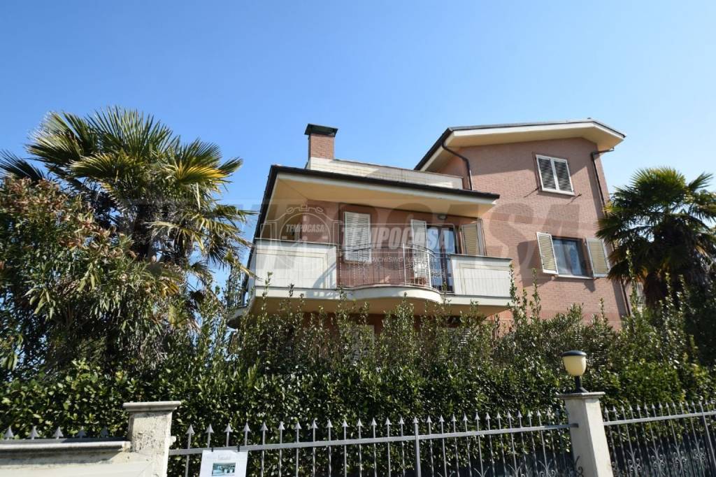 Appartamento in vendita a Sant'Elpidio a Mare via guido rossa