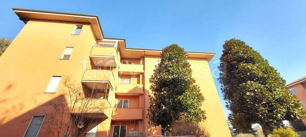 Appartamento in vendita ad Arluno via Risorgimento, 18