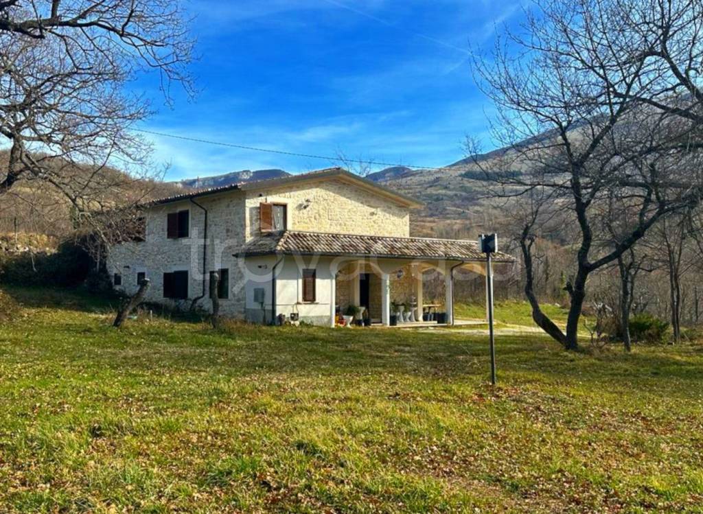 Villa in vendita a Caramanico Terme contrada Canale, 29