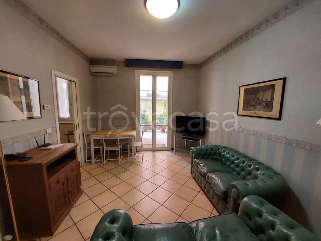 Appartamento in affitto a Bologna via Avesella