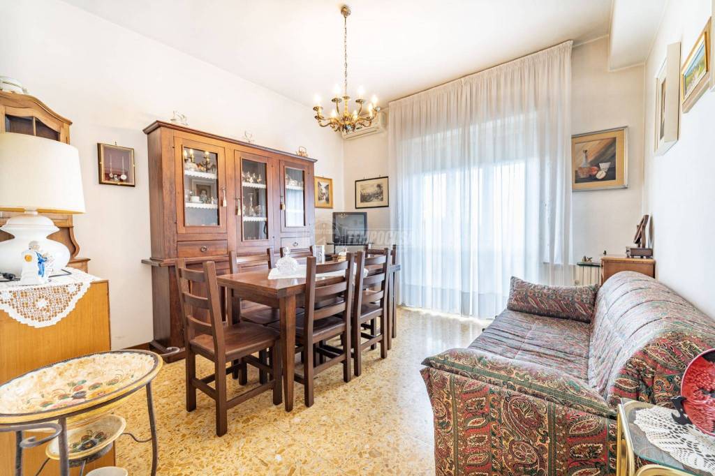 Appartamento in vendita a Viterbo via Nazario Sauro