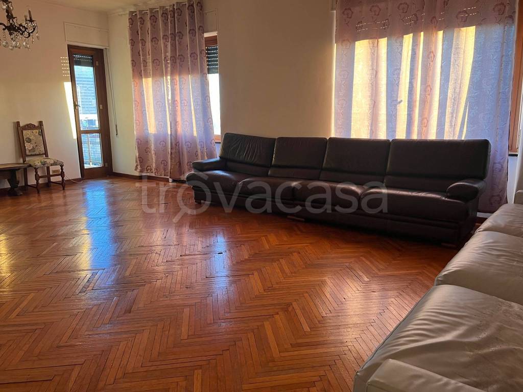 Appartamento in in vendita da privato a Genova via di Montesano, 16