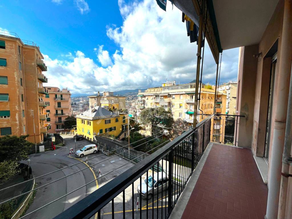 Appartamento in vendita a Genova via Lodovico Calda, 32