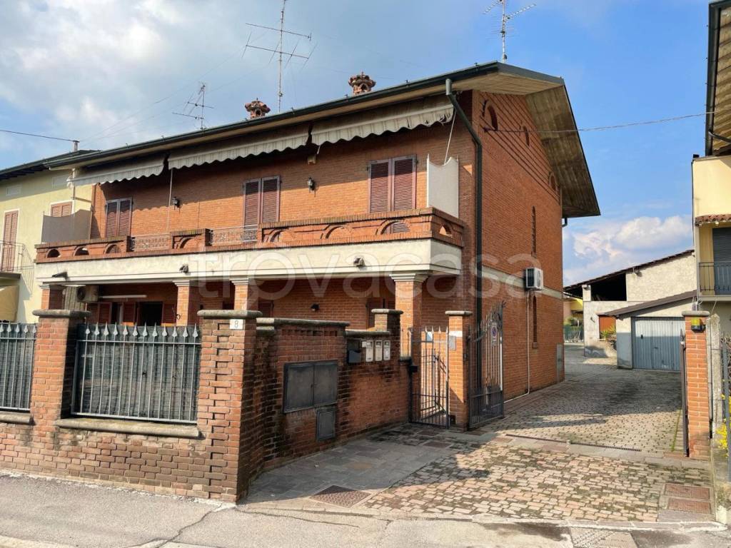 Appartamento in vendita a Trenzano via Vittorio Veneto Sera