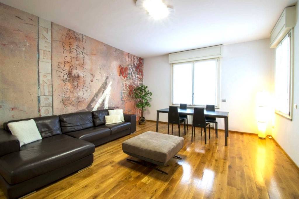 Appartamento in vendita a Parma via Cremonese, 31