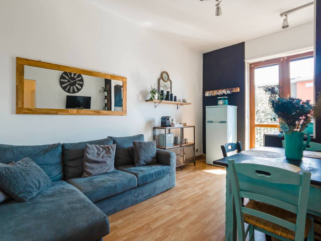 Appartamento in vendita a Rivoli via Pavia, 12