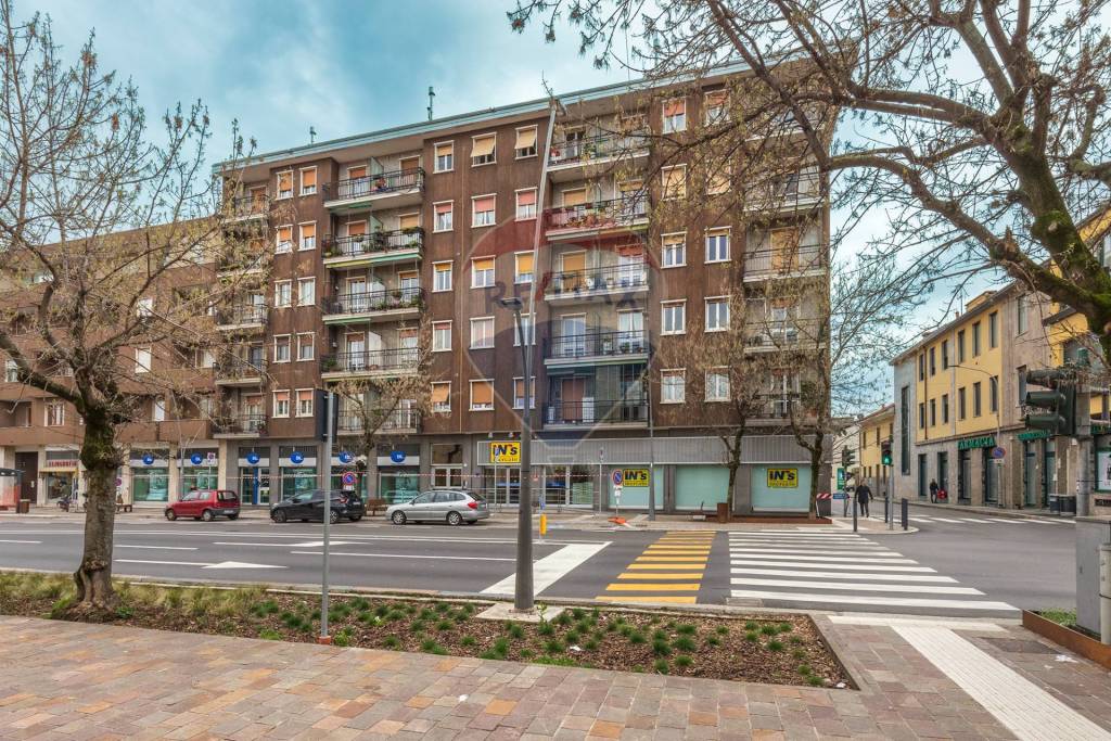 Appartamento in vendita a Legnano piazza del popolo, 13