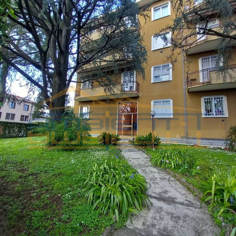 Appartamento in vendita a Cernusco Lombardone via Papa Giovanni xxiii, 5