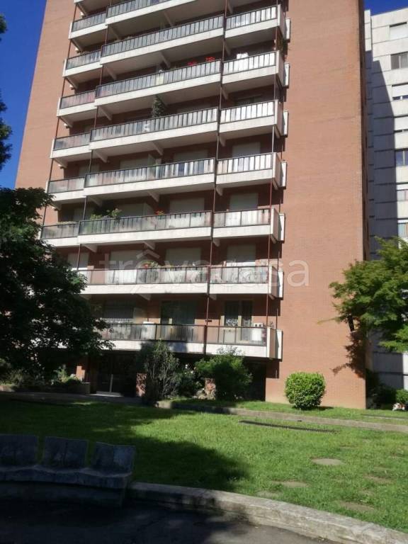 Appartamento in vendita a Torino via Edoardo Rubino