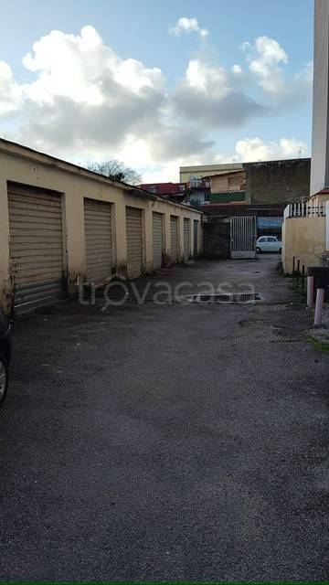 Garage in affitto a Napoli