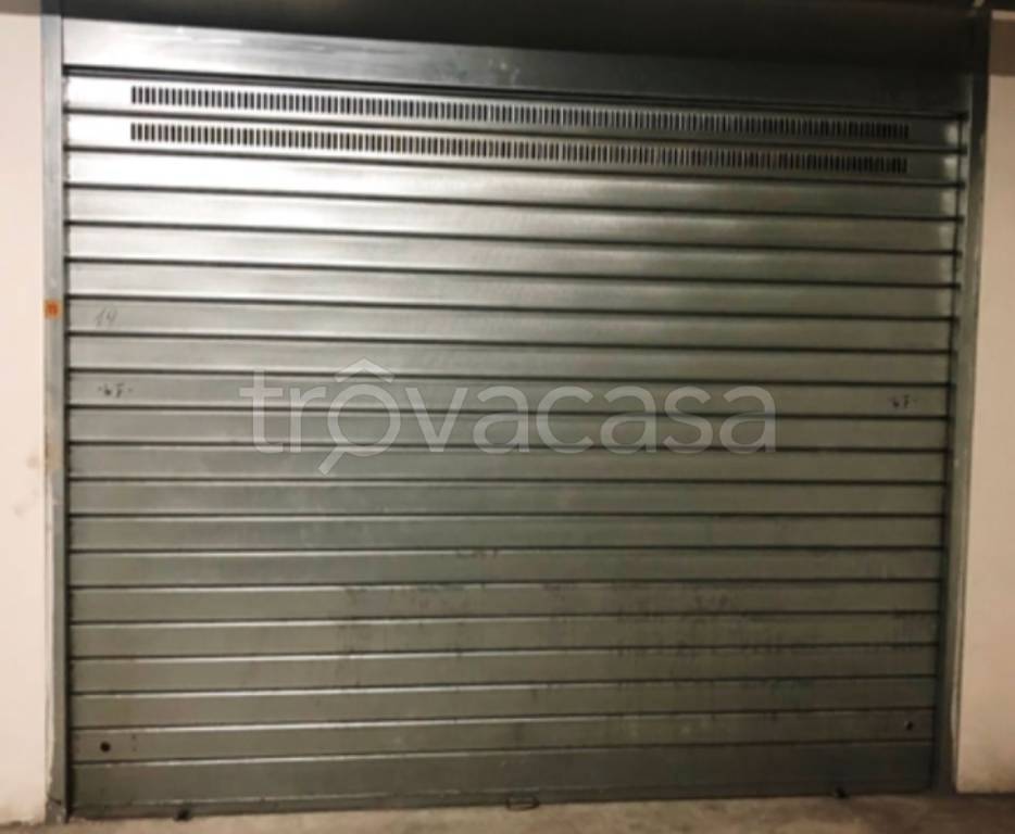 Garage in vendita a Gricignano di Aversa via Gaetano Salvemini