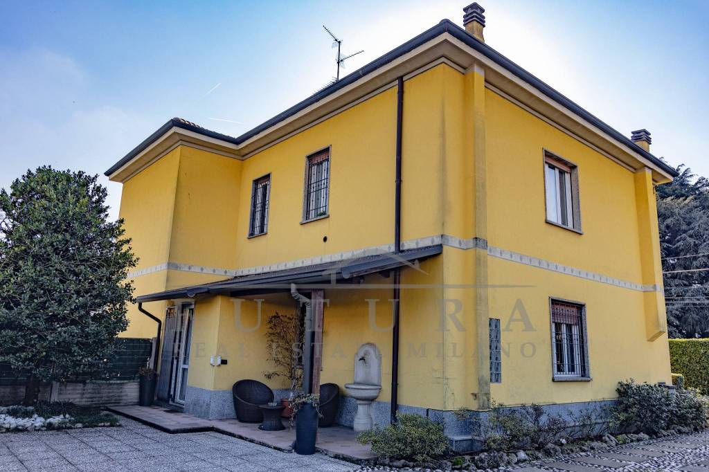 Villa Bifamiliare in vendita a Cesano Maderno