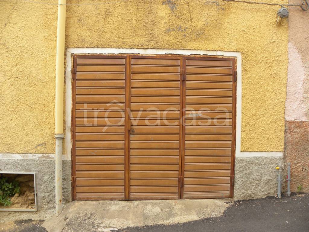 Garage in vendita a Sorso municipio, 27