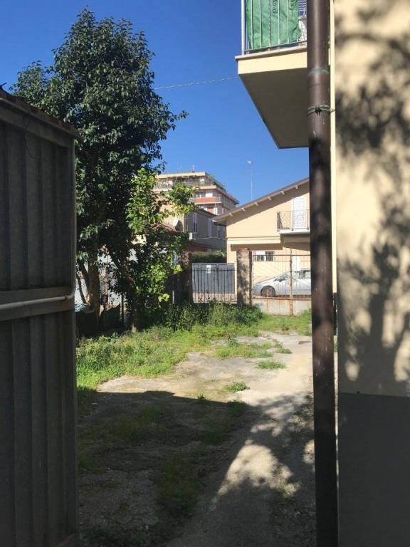 Appartamento in vendita a Pescara via Luigi Settembrini, 22