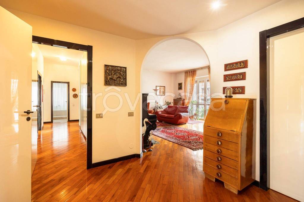 Appartamento in in vendita da privato a Monza via Monte Bianco, 17