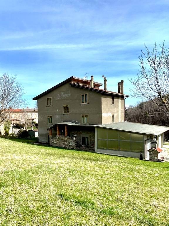 Villa Bifamiliare in vendita a Lama Mocogno via Cavergiumine, 3