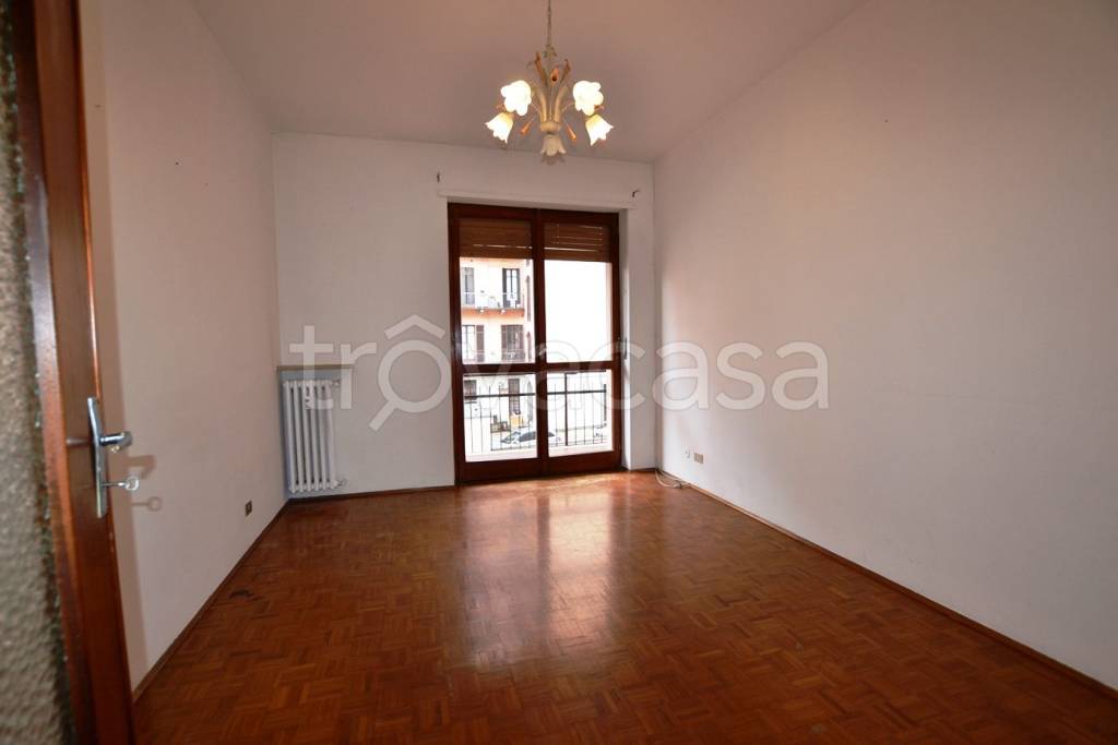 Appartamento in vendita a Biella via Piave, 4