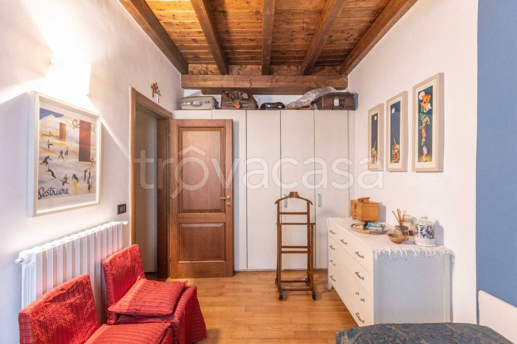 Appartamento in vendita a Bologna via Cartoleria