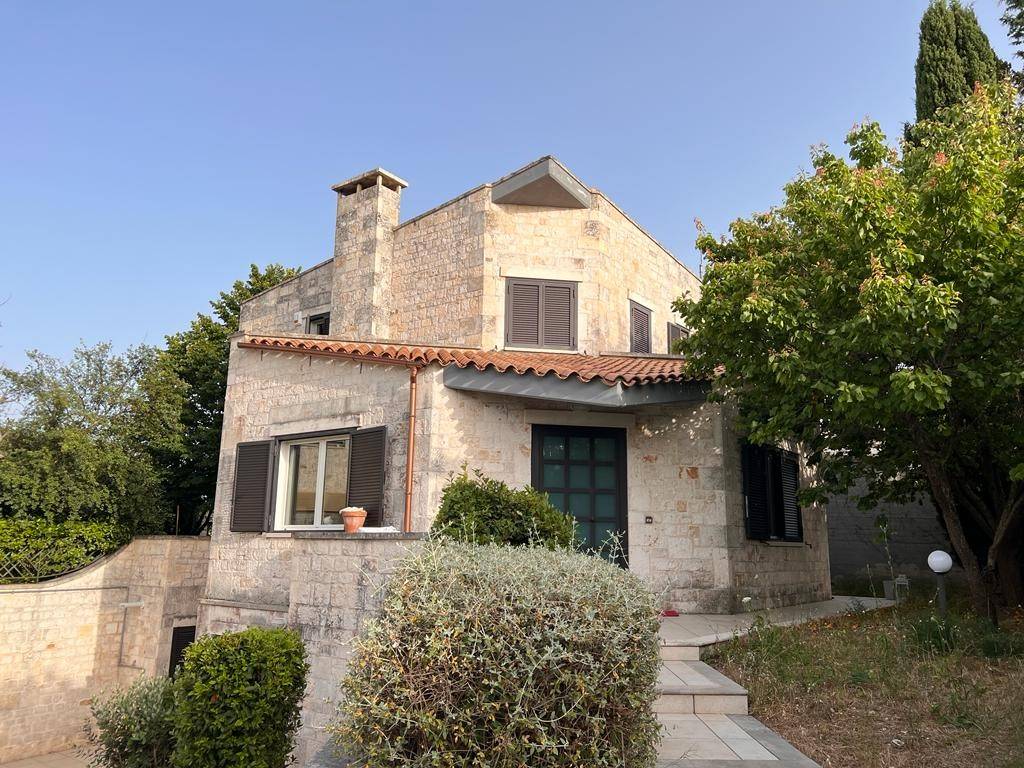 Villa in vendita a Casamassima strada Statale Bari Taranto