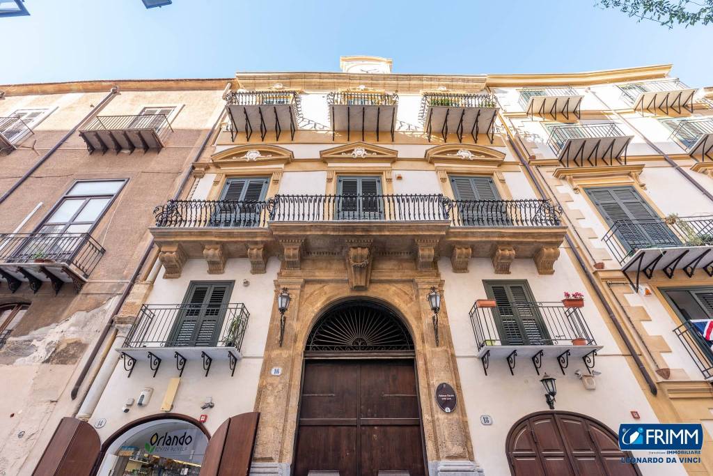 Appartamento in vendita a Palermo via Alessandro Paternostro