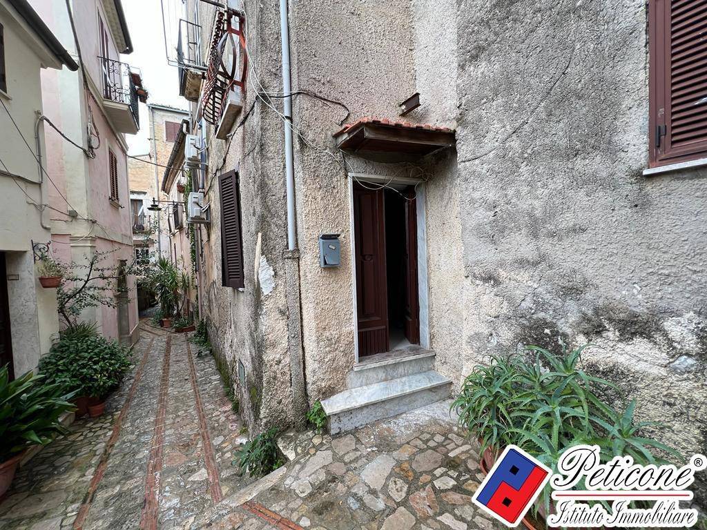 Appartamento in vendita a Monte San Biagio via Castello
