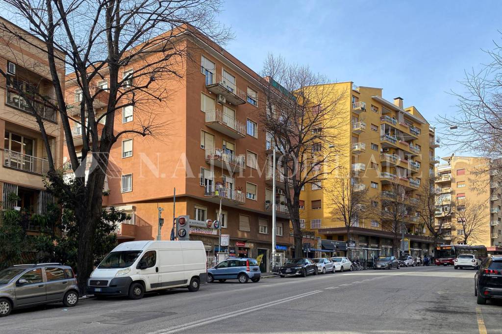 Appartamento in vendita a Roma viale delle Medaglie d'Oro, 219