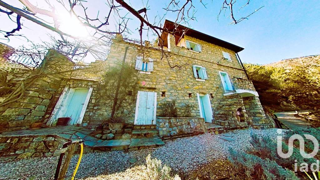 Villa in vendita a Ventimiglia via Torri Superiore, 2