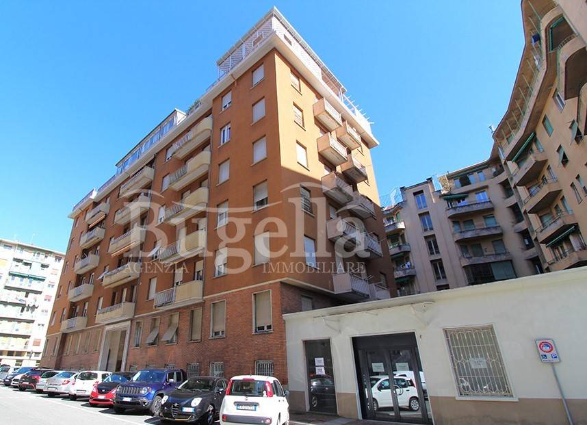 Appartamento in vendita a Biella via Federico Garlanda, 4