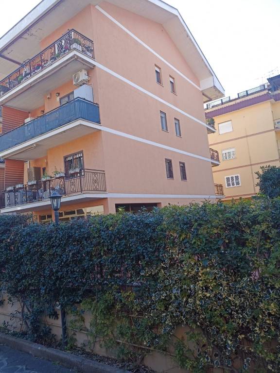 Appartamento in vendita a Ciampino via Dalmazia, 9