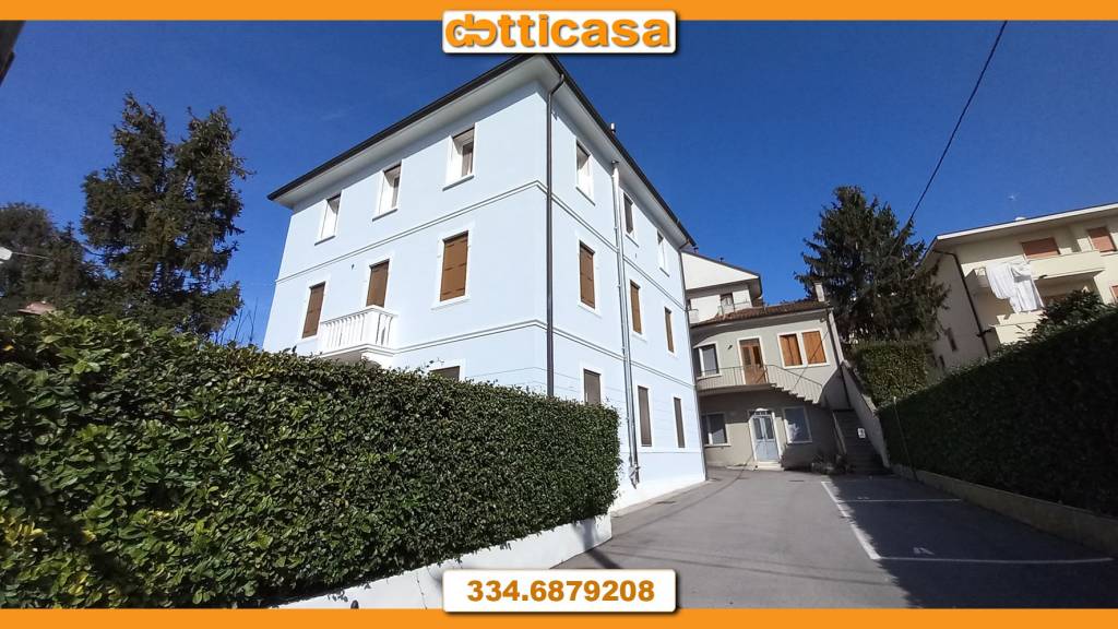 Appartamento in affitto a Vicenza via Mentana, 34