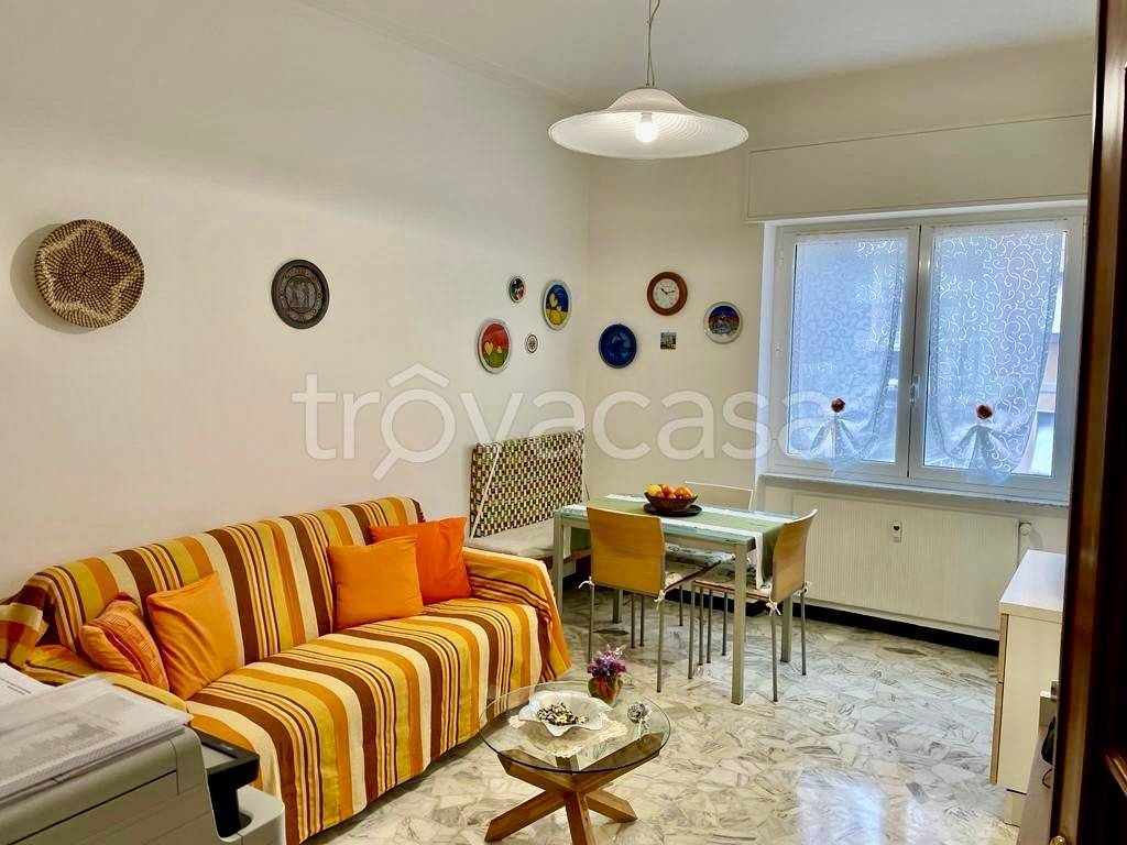 Appartamento in vendita a Genova via Emanuele Canesi, 49